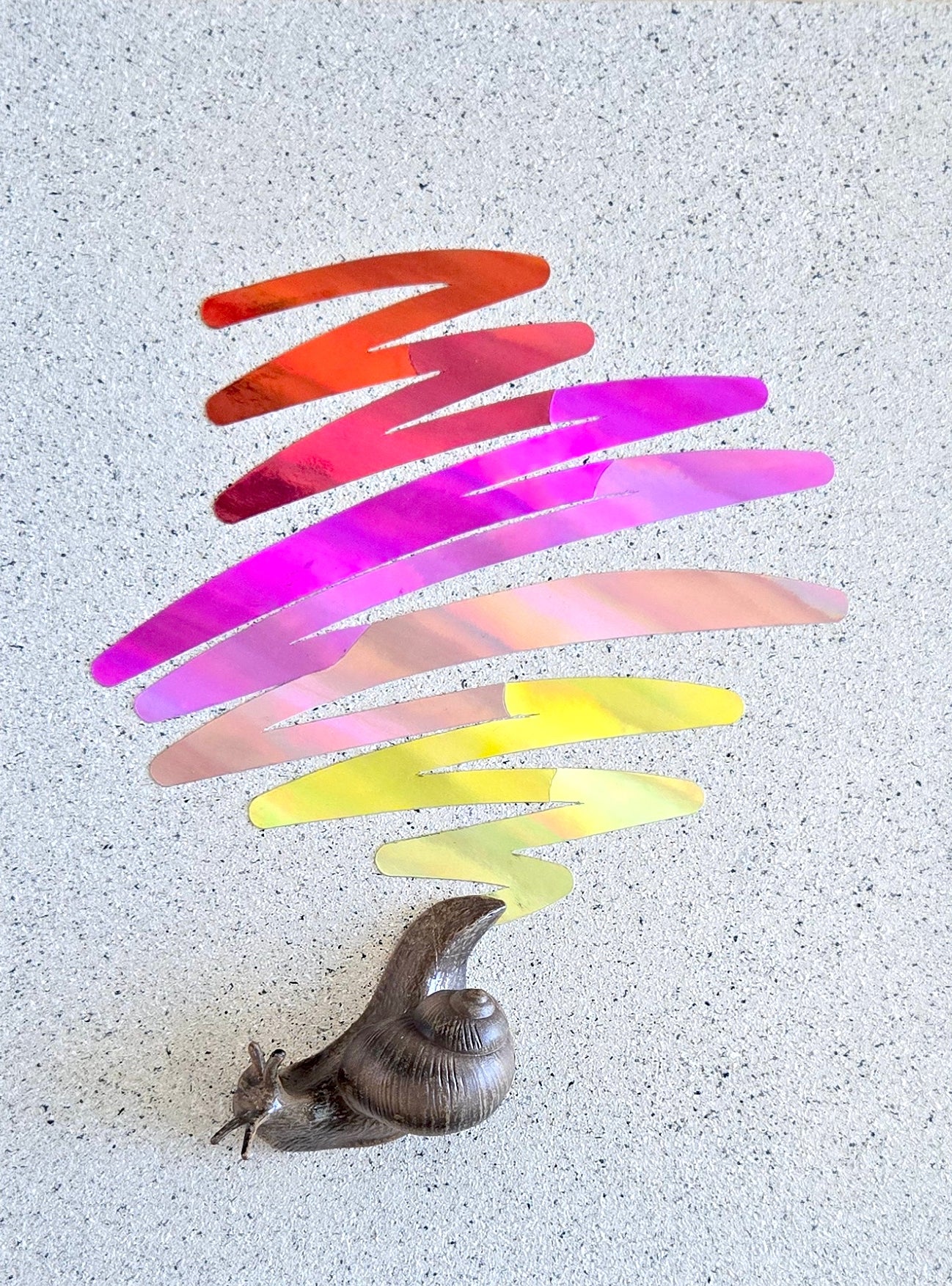 Snail Trail "Scribble" in Red Rainbow